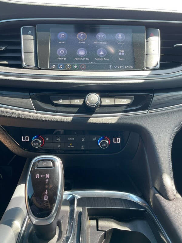 2020 Buick Enclave Essence