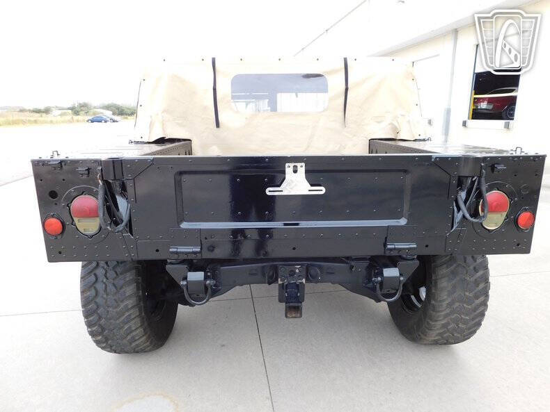 1991 AM General Hummer