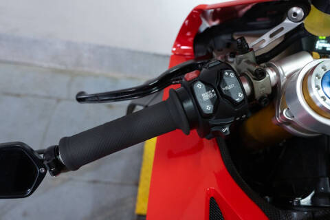 2019 Ducati Panigale V4 R