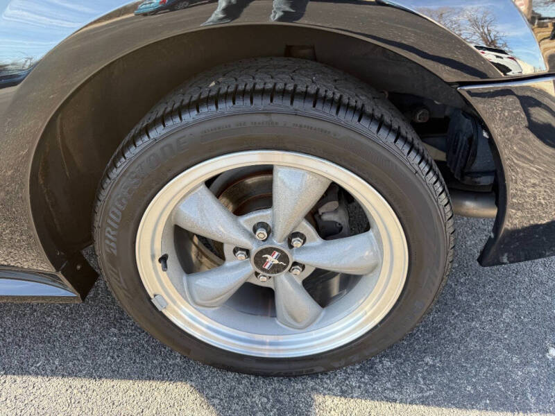 2002 Ford Mustang GT Deluxe