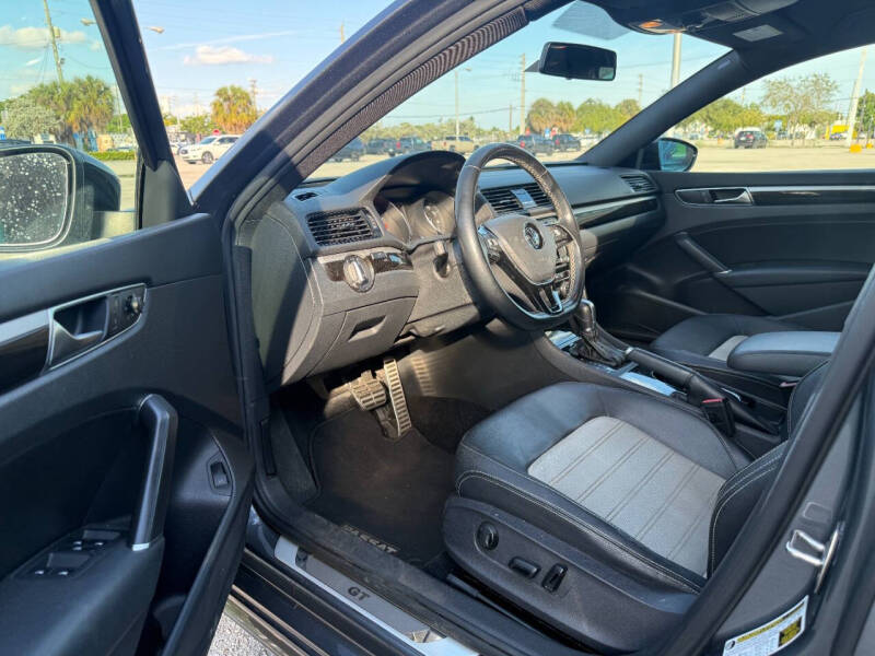 2018 Volkswagen Passat V6 GT