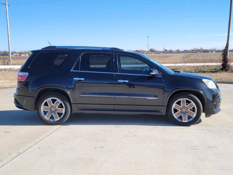 2012 GMC Acadia Denali photo 3