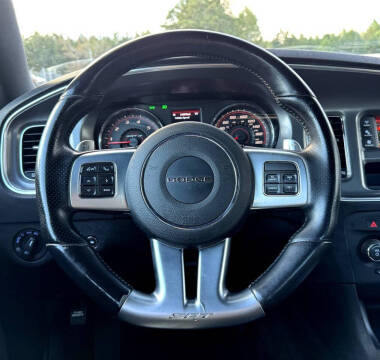2012 Dodge Charger SRT8 Super Bee