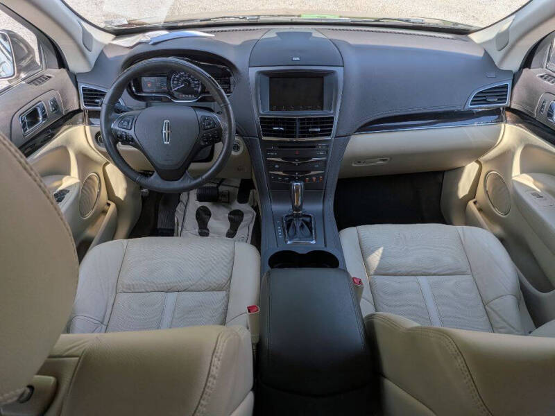 2019 Lincoln MKT