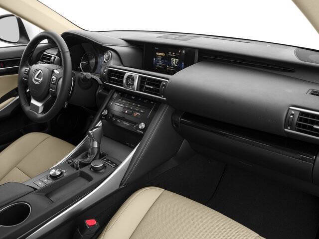 2017 Lexus IS 200t