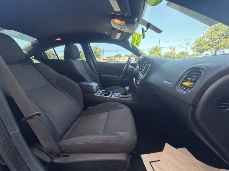 2019 Dodge Charger SXT