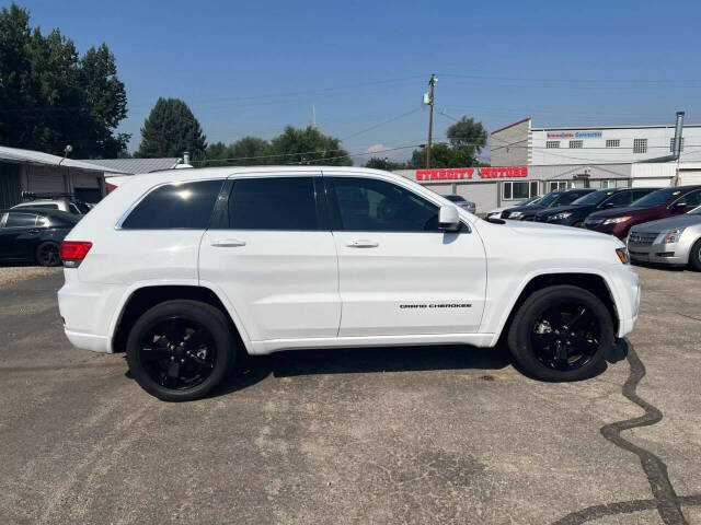 2015 Jeep Grand Cherokee for sale at Starcity Motors LLC in Garden City, ID