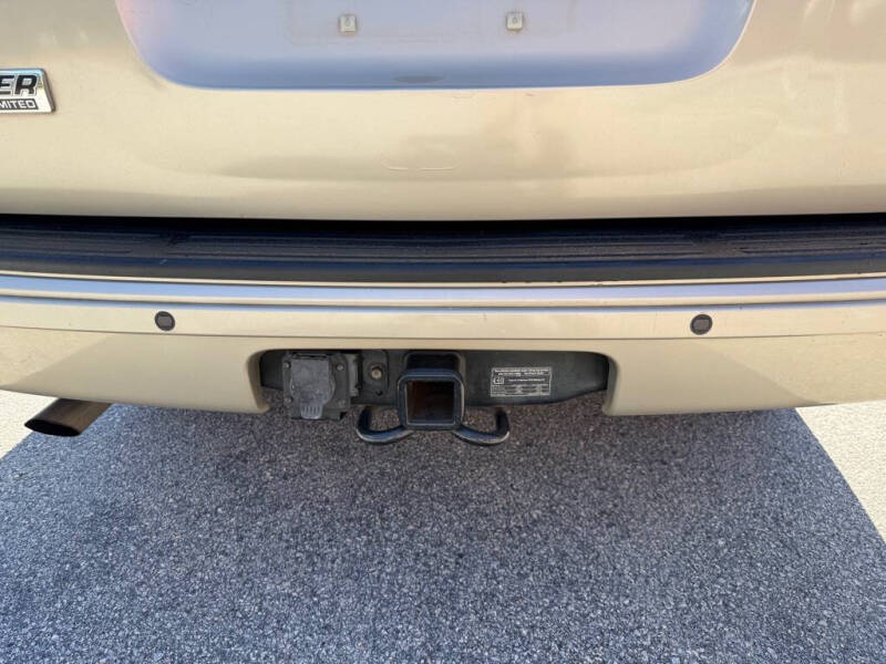 2006 Ford Explorer Limited