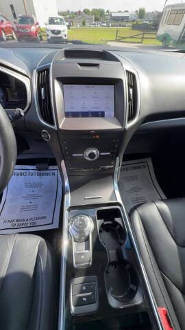 2020 Ford Edge Titanium