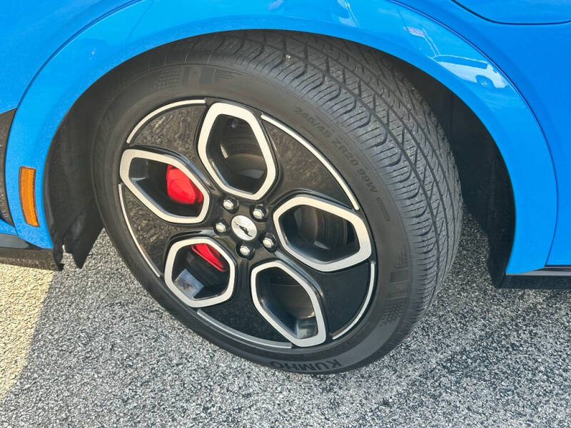 2021 Ford Mustang Mach-E GT