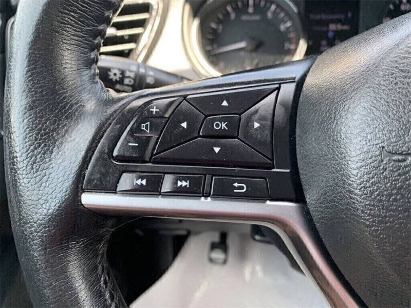 2018 Nissan Rogue SL