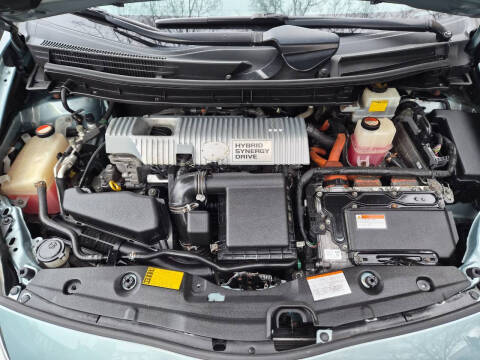 2015 Toyota Prius Three