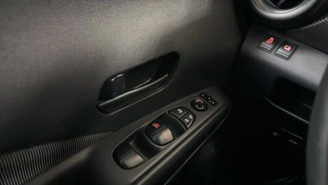 2019 Nissan Kicks S