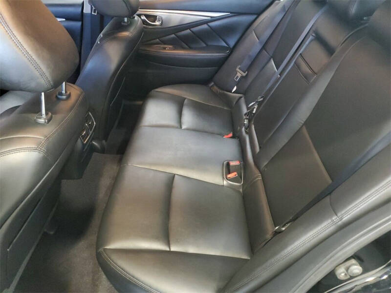 2017 Infiniti Q50 3.0T Signature Edition