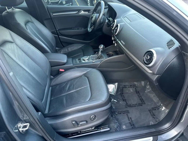 2017 Audi A3 Sportback e-tron 1.4T Premium Plus