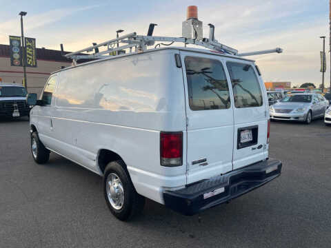 2013 Ford E-Series E-150