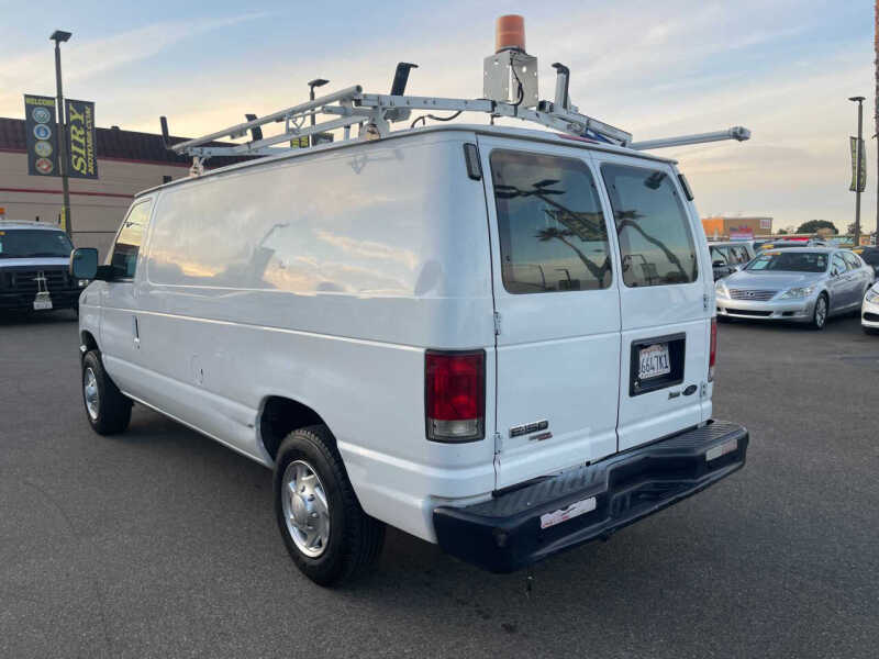 2013 Ford E-Series E-150