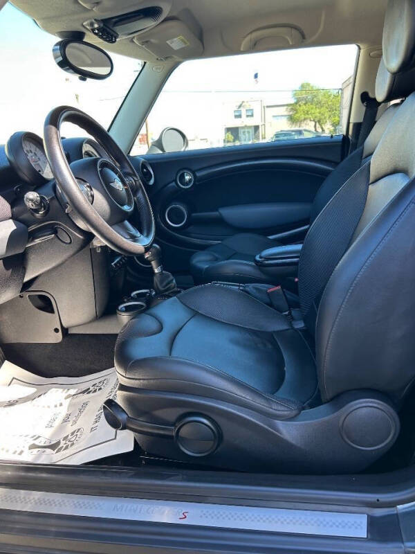 2012 MINI Cooper Hardtop S