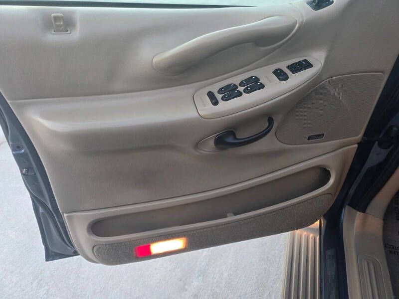 2001 Ford Expedition Eddie Bauer