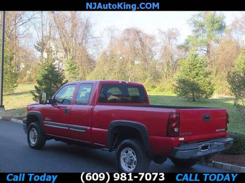 2004 Chevrolet Silverado 2500HD LS