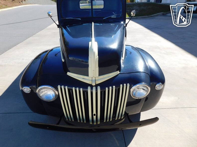 1946 Ford F-100