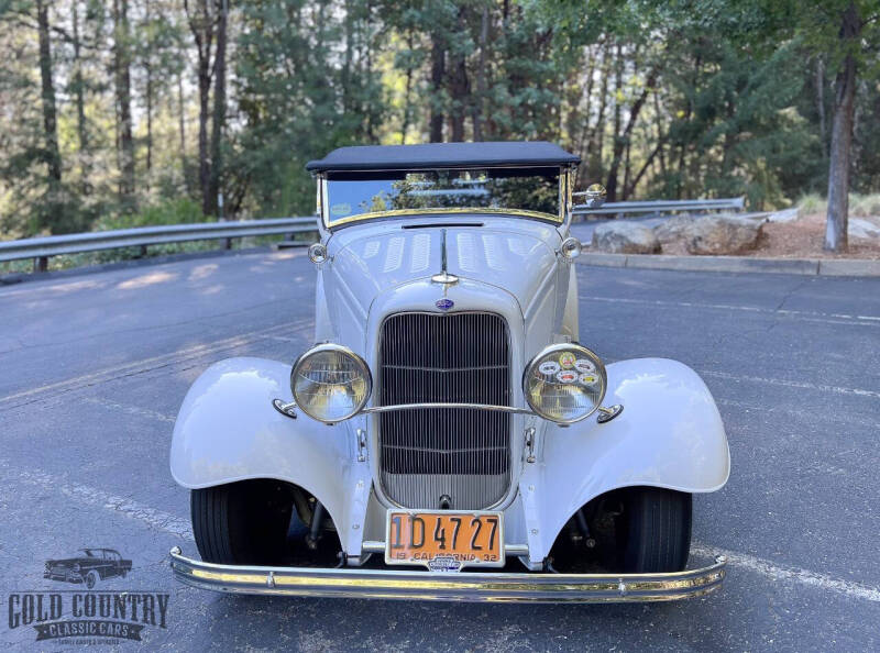 1932 Ford Model 18
