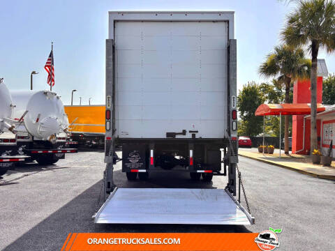 2022 Freightliner M2 106