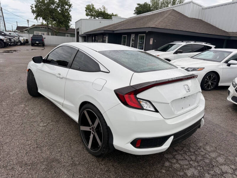 2017 Honda Civic LX-P