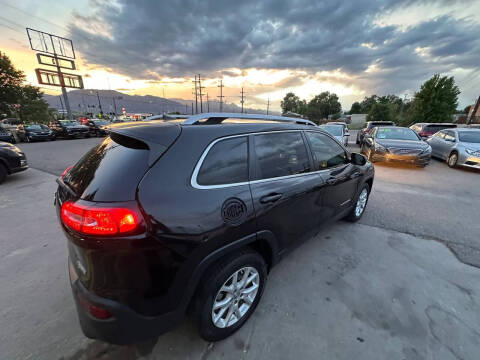 2018 Jeep Cherokee Latitude Plus