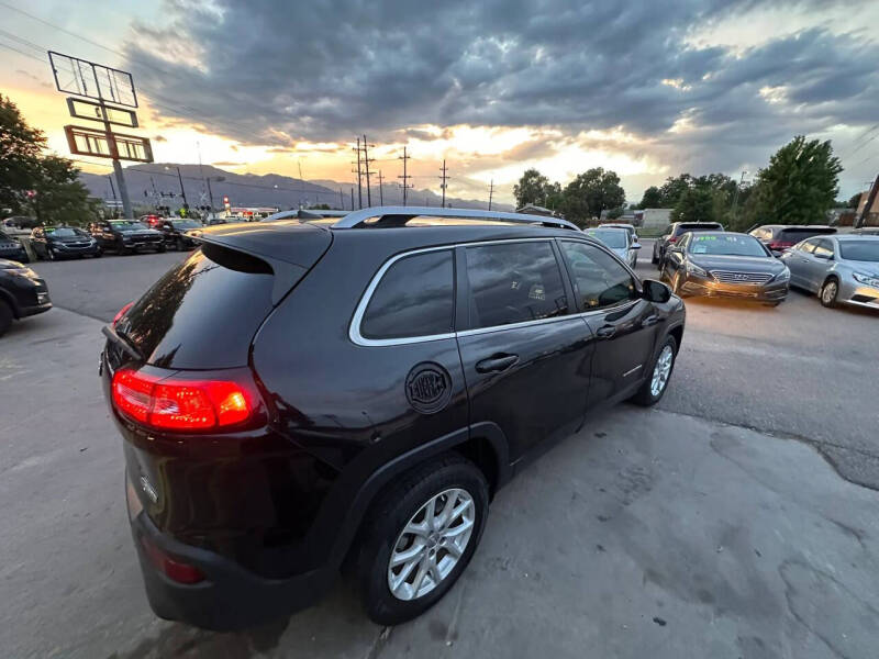 2018 Jeep Cherokee Latitude Plus