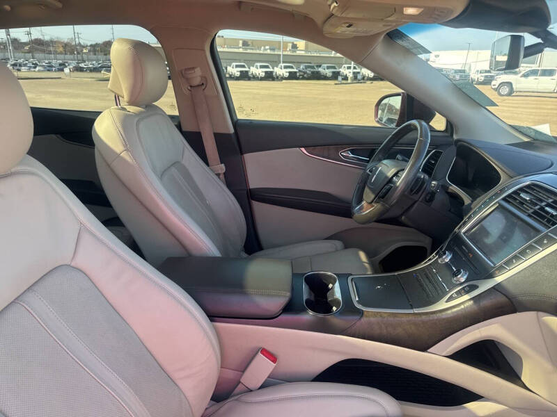 2020 Lincoln Nautilus Reserve