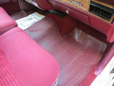 1977 Ford Thunderbird