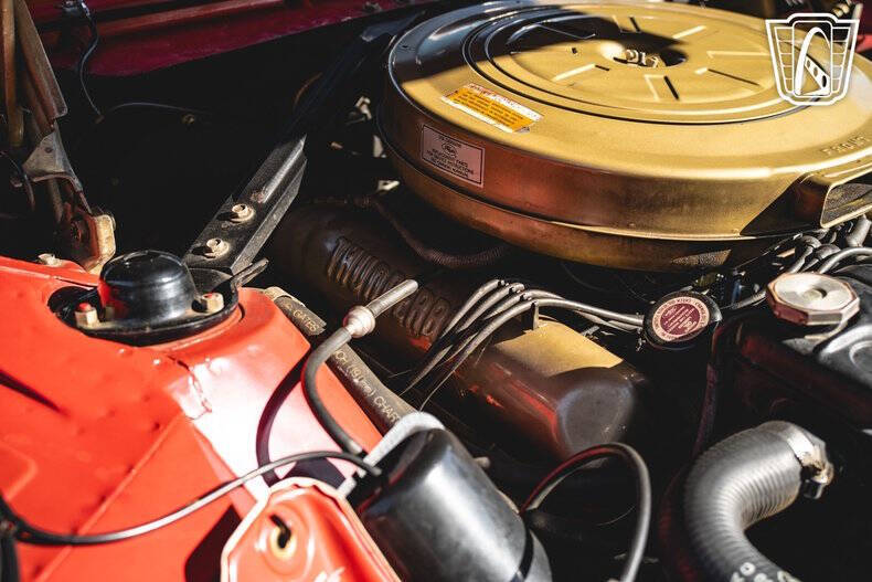 1963 Ford Thunderbird