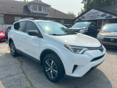 2017 Toyota RAV4 LE