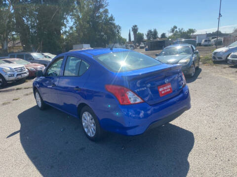 2016 Nissan Versa 1.6 S Plus