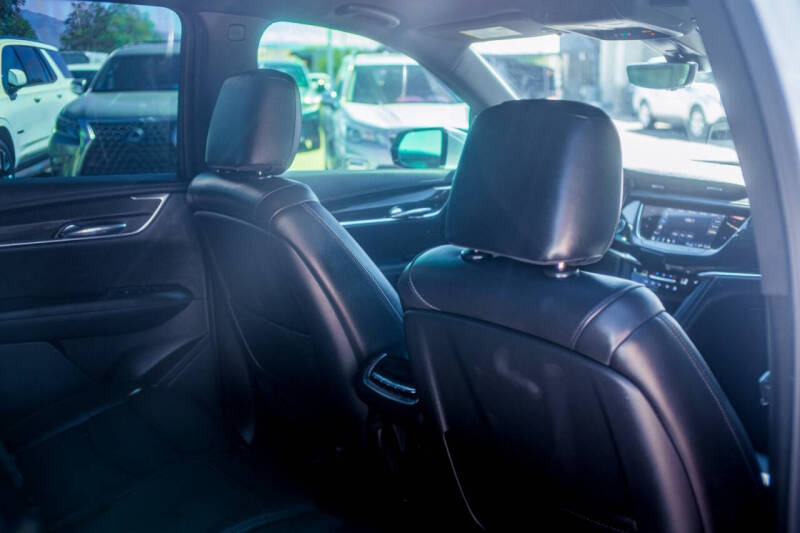 2022 Cadillac XT6 Sport