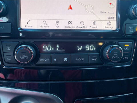 2022 Nissan Maxima 3.5 SR