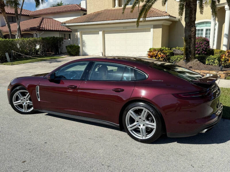 2018 Porsche Panamera 4 Executive