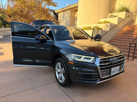 2018 Audi Q5 2.0T quattro Premium Plus
