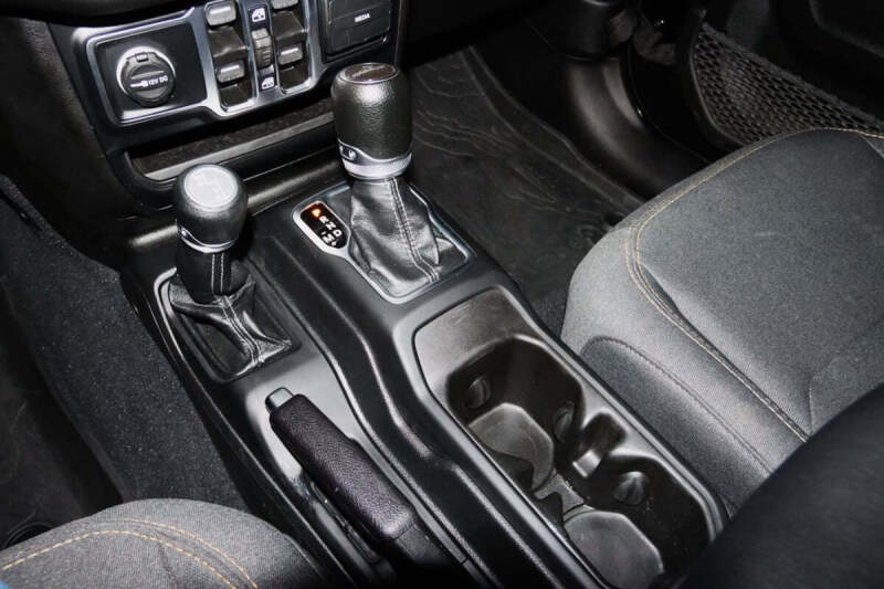 2024 Jeep Gladiator NightHawk