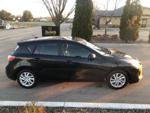 2012 Mazda MAZDA3 i Grand Touring