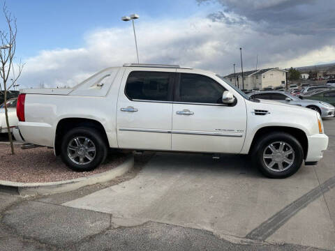 2011 Cadillac Escalade EXT Premium