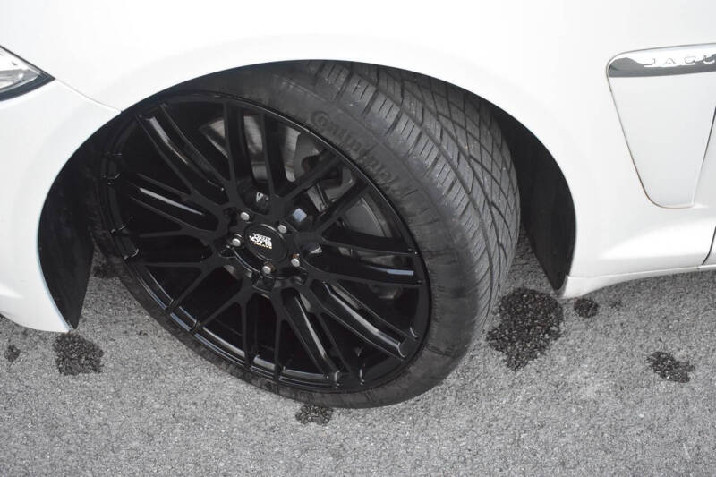 2015 Jaguar XF 5.0 Supercharged