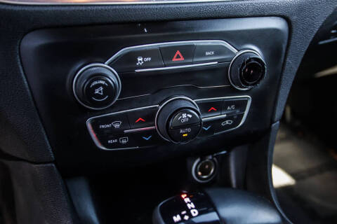 2016 Dodge Charger SXT