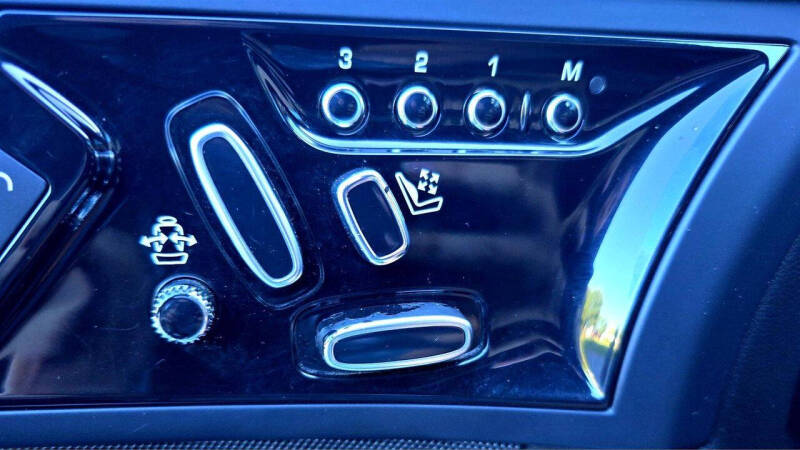 2016 Jaguar F-TYPE R