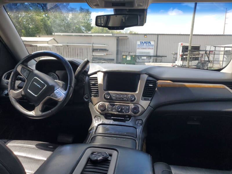 2017 GMC Yukon XL Denali