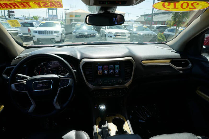 2019 GMC Acadia Denali