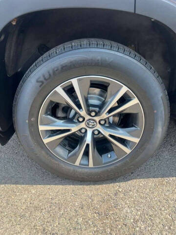 2017 Toyota Highlander LE Plus
