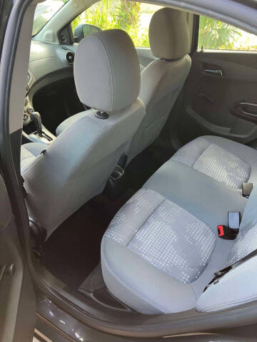 2014 Chevrolet Sonic LS Auto