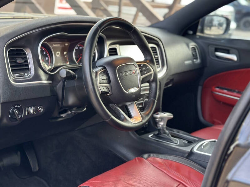 2016 Dodge Charger SXT